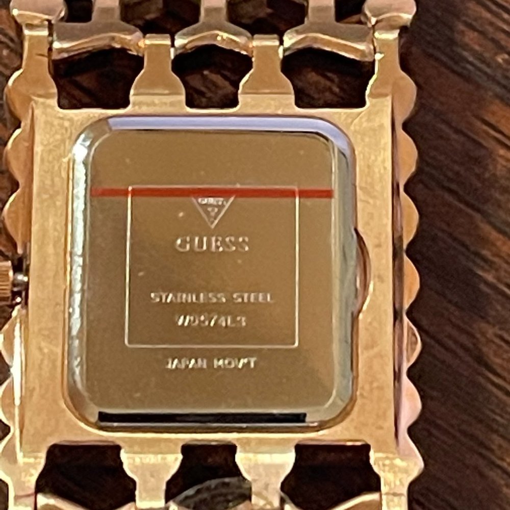 GUESS Women Analog Japanese Quartz Watch with Stainless Steel Rose Gold - Picture 6 of 10